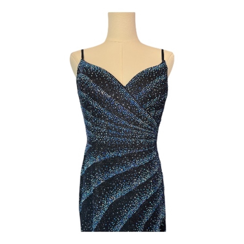 🆕 NWT Rachel Evans STUNNING navy blue beaded formal gown – size 10 - Picture 2 of 12